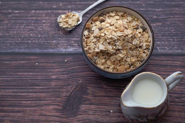 ceramic bowl with oats on a wooden table